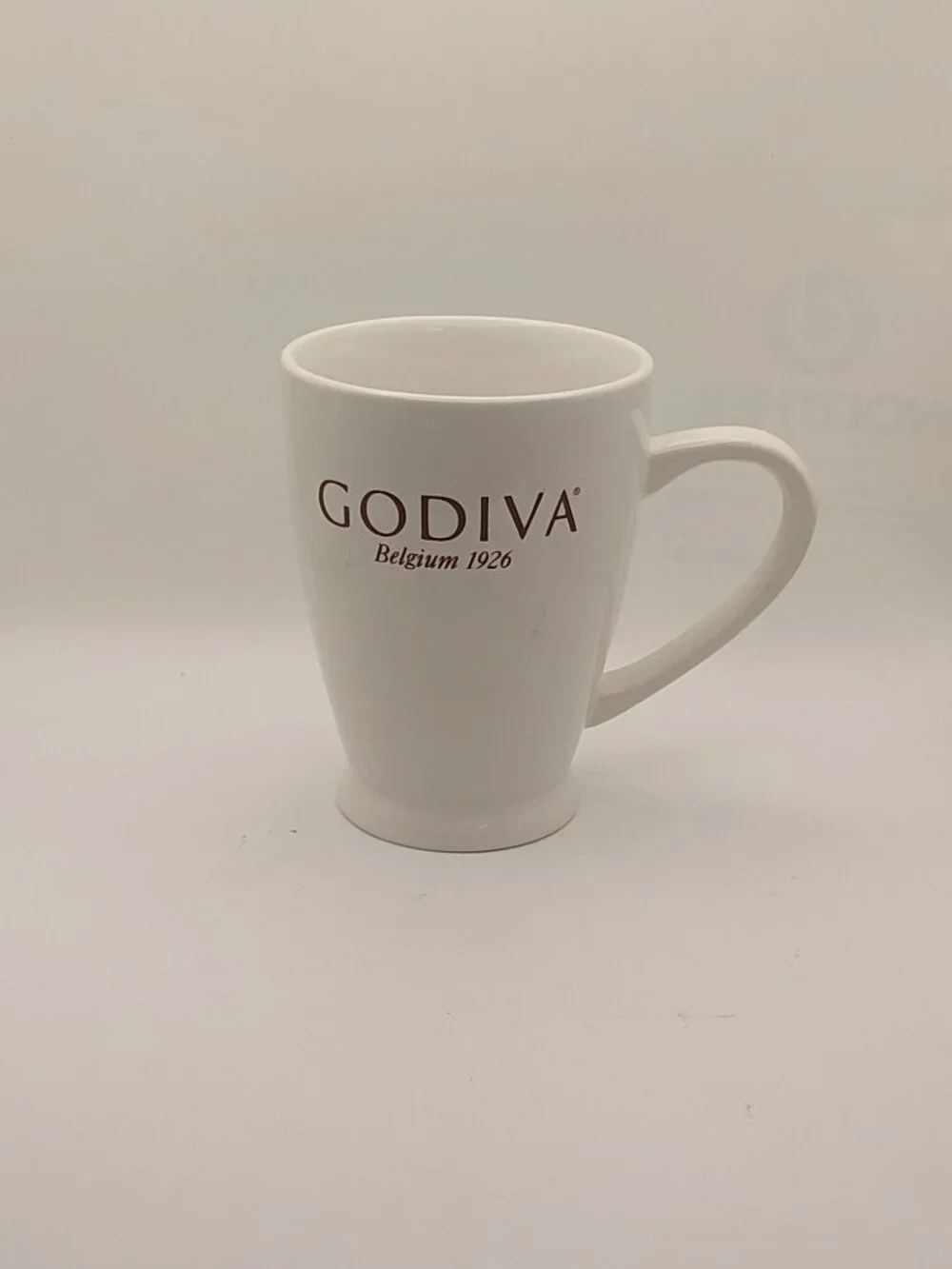 Set Of 2 Godiva Belgium 1926 Ceramic Mugs 2016 White Dishwasher & Microwave Safe
